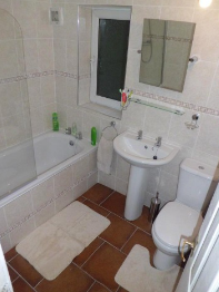 Bathrooms 0 Bathrooms